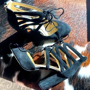 Sexy Marc Fisher Black Suede Heels Sz 7 1/2